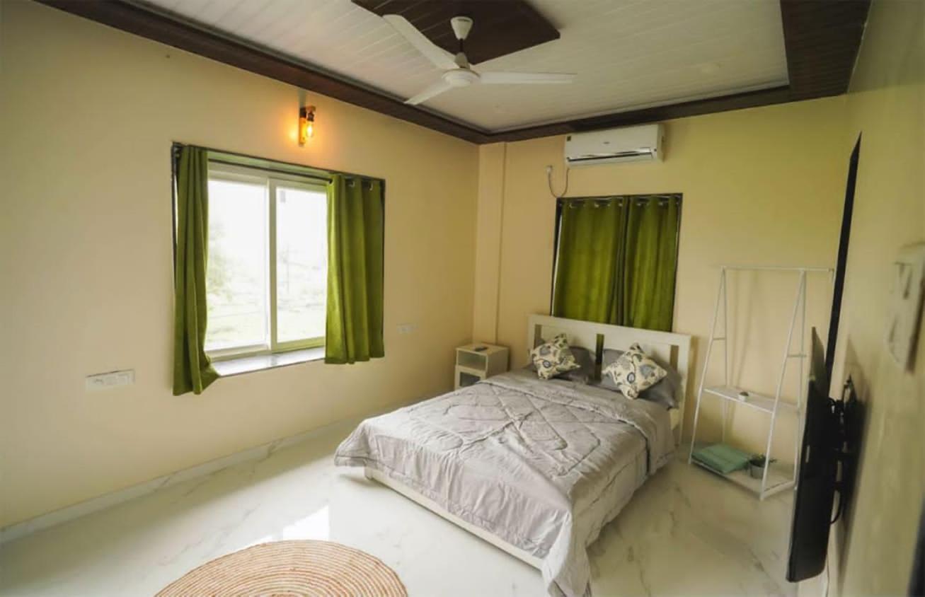 Green Crest Villa Лонавла Екстер'єр фото